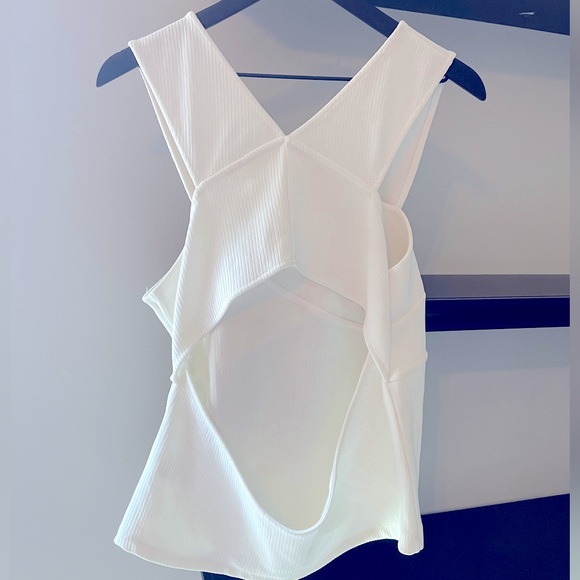 H&M White Ribbed Tank Top with Open Back - Picture 2 of 4